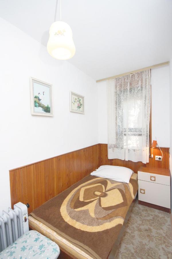 Apartments With A Parking Space Murter - 5103 Betina  Zewnętrze zdjęcie
